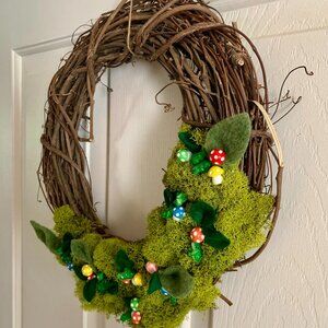 Garden Grapevine Wreath Green Frogs, Moss & Mushrooms Felt Leaves Door Decor